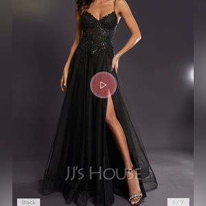 black princess slit prom dress!